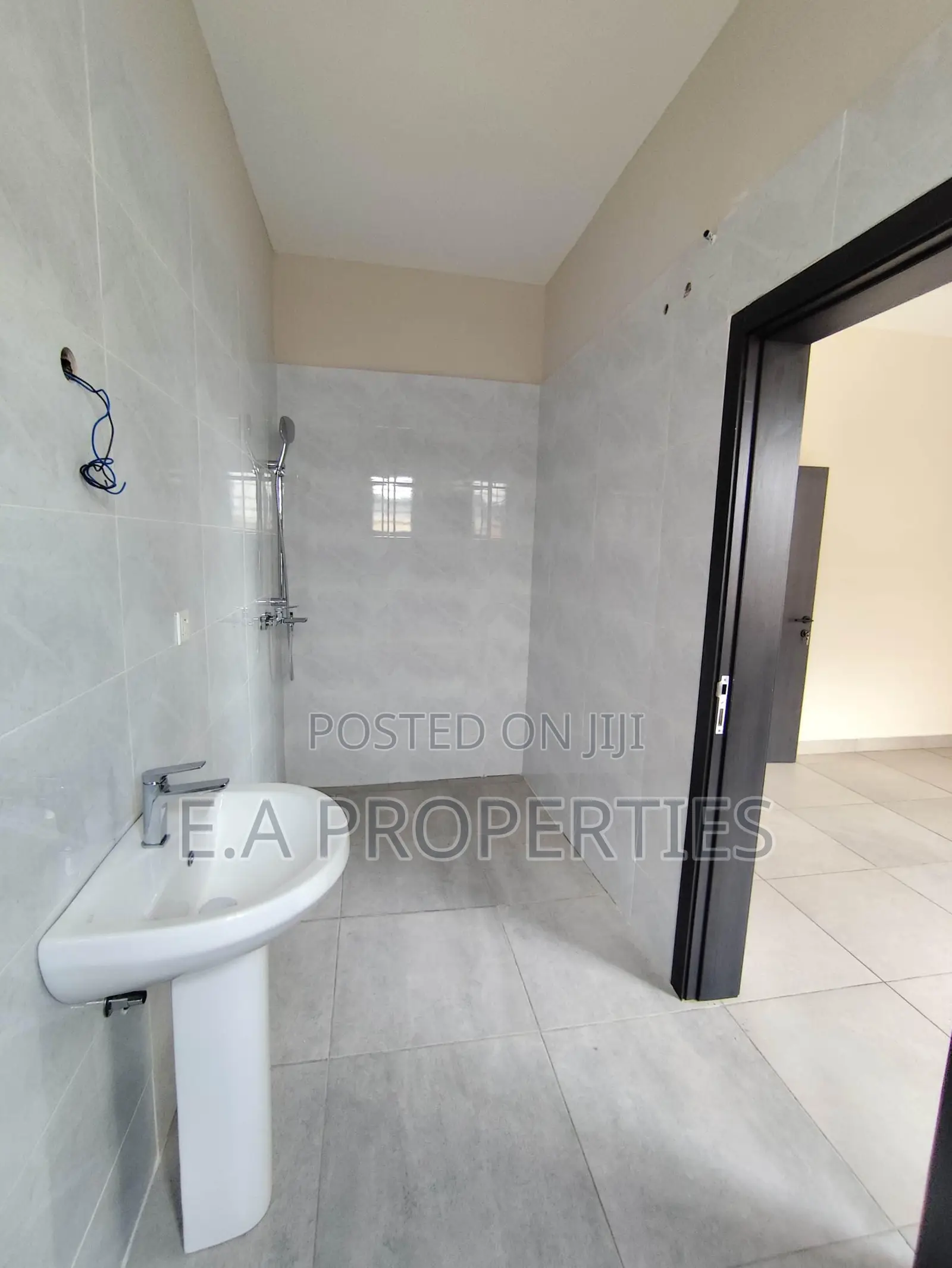 3bdrm House in Ea Properties, Lake Side Estate for sale