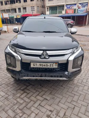Mitsubishi L200 2021 Gray