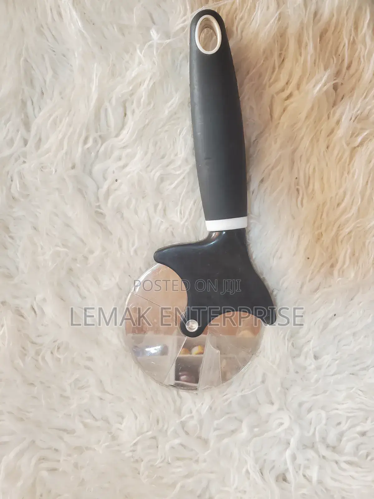 Betty Crocker Stainless Steel Pizza Cutter