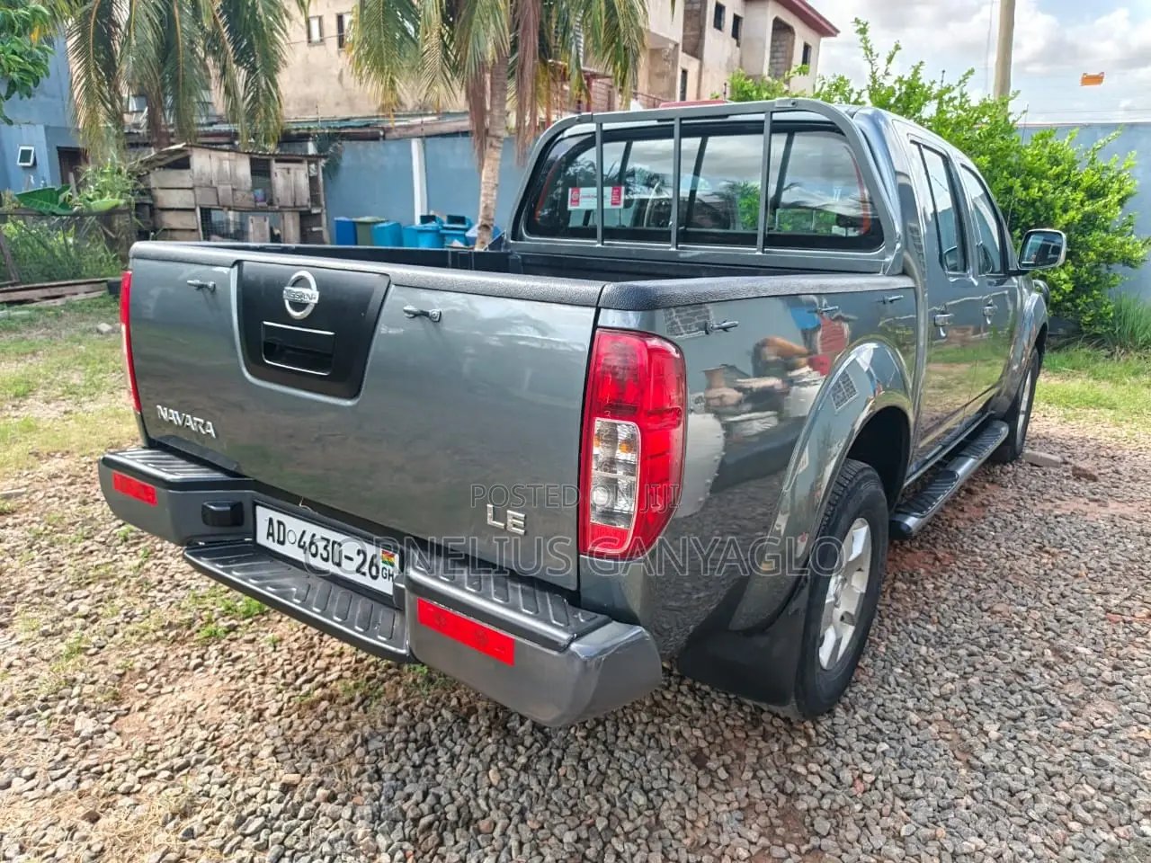 Nissan Navara 2015 Gray