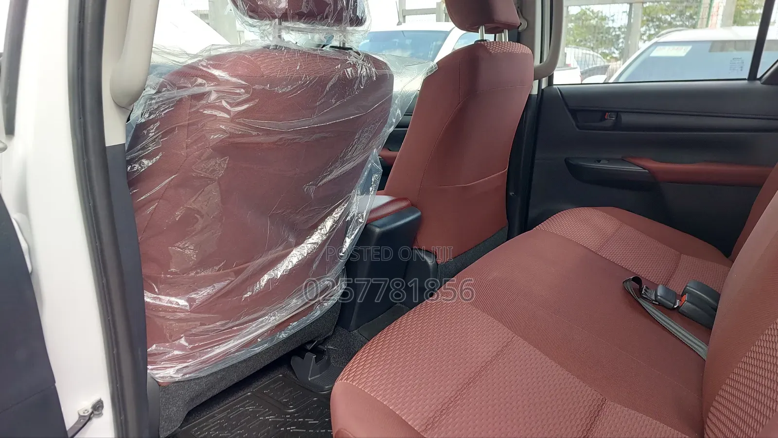 New Toyota Hilux 2025 White