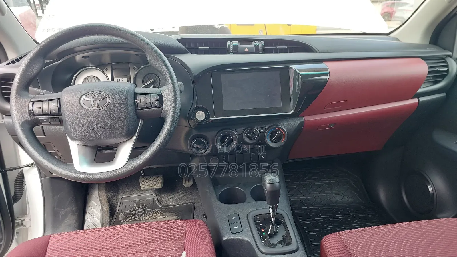 New Toyota Hilux 2025 White