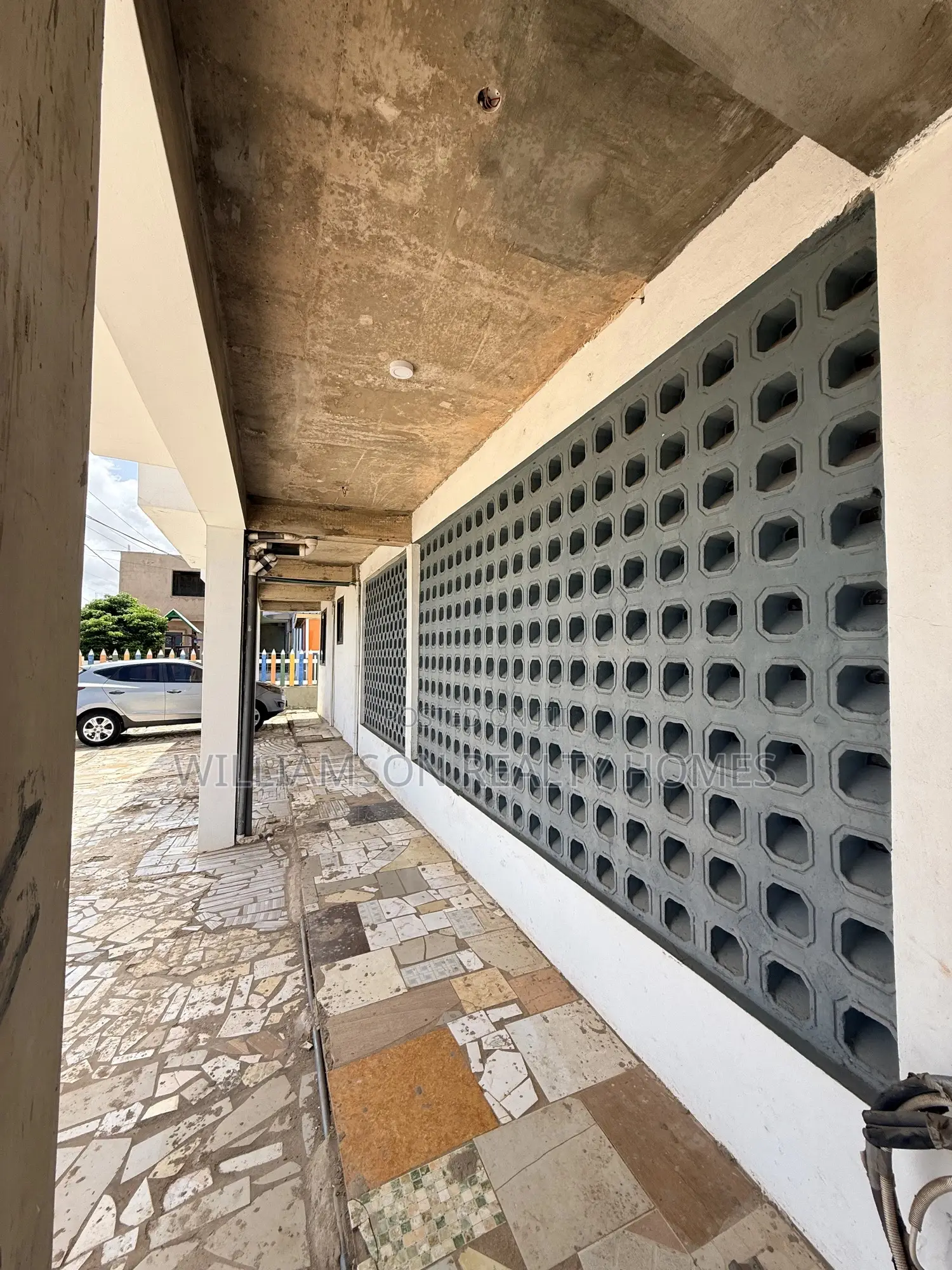 1bdrm Apartment in Community 18 Area, Spintex for rent