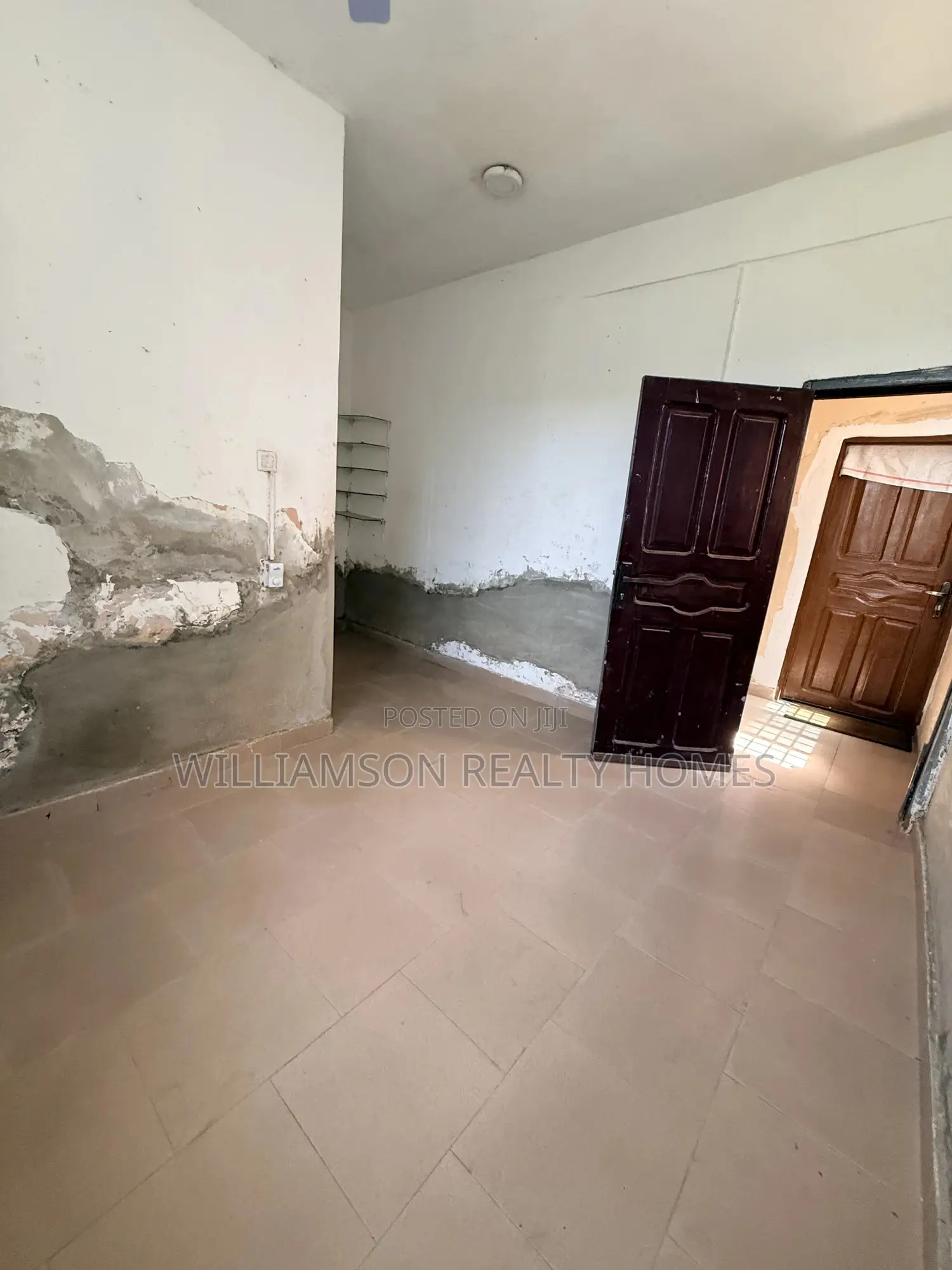 1bdrm Apartment in Community 18 Area, Spintex for rent
