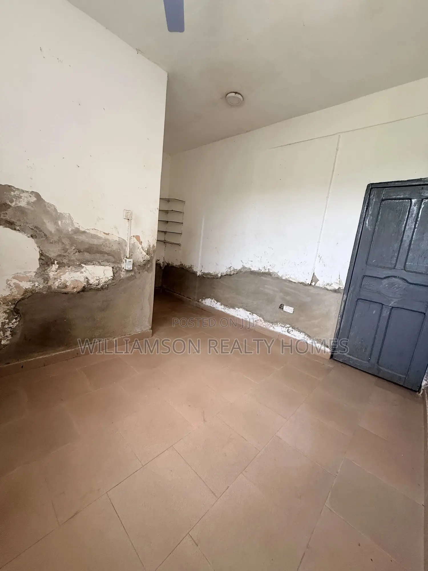 1bdrm Apartment in Community 18 Area, Spintex for rent