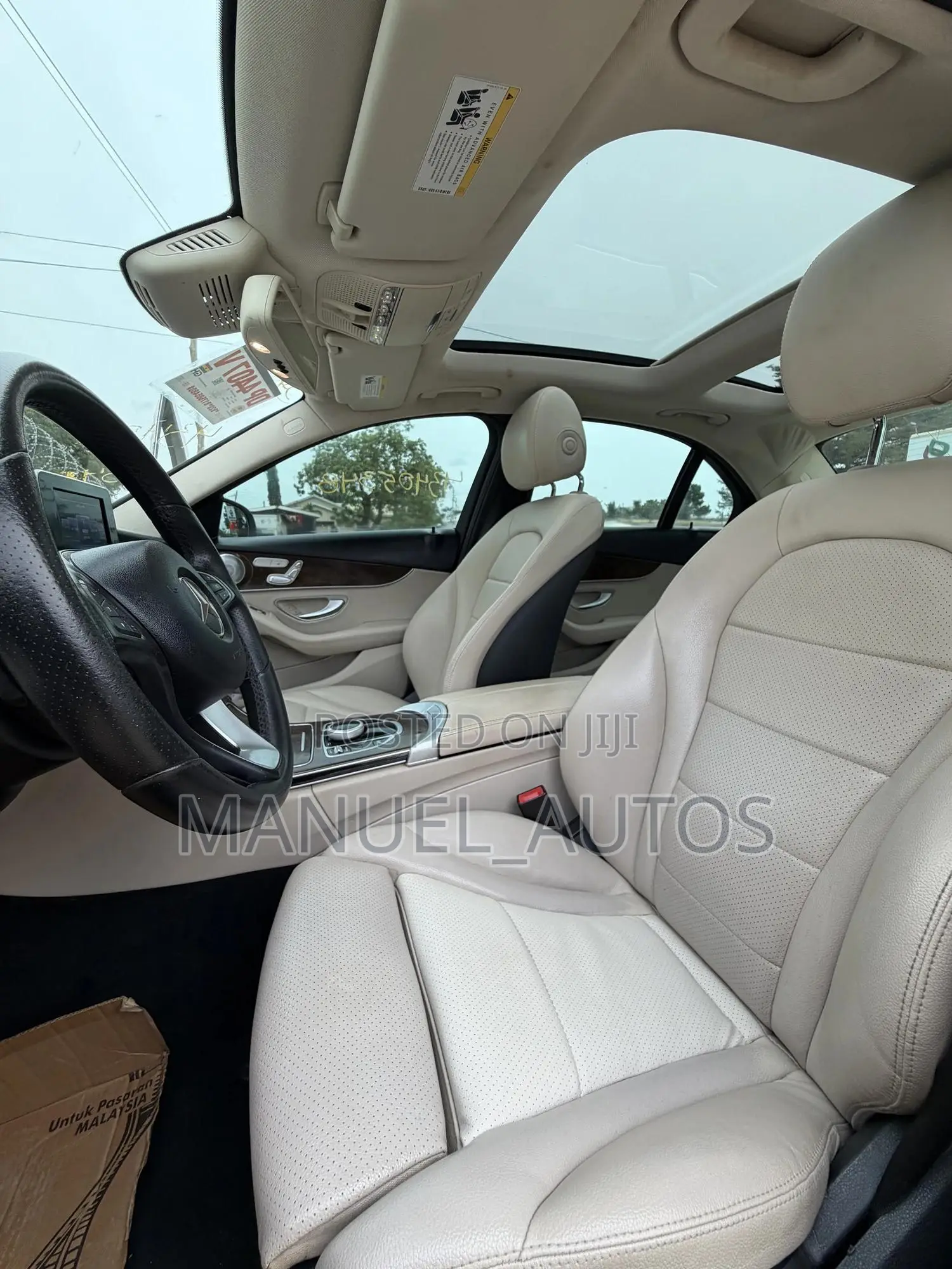 Mercedes-Benz C300 Luxury Sedan RWD (2.0L 4cyl 7A) 2017 Black