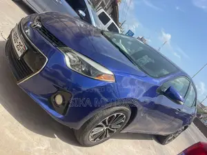 Toyota Corolla 2015 Blue