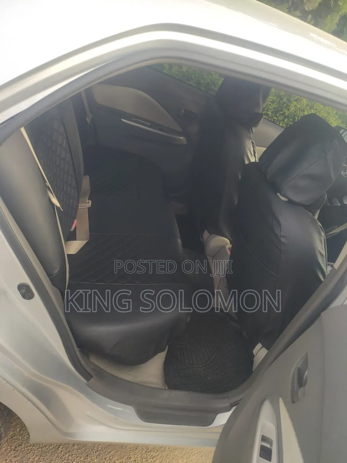 Car With Driver for Rent
