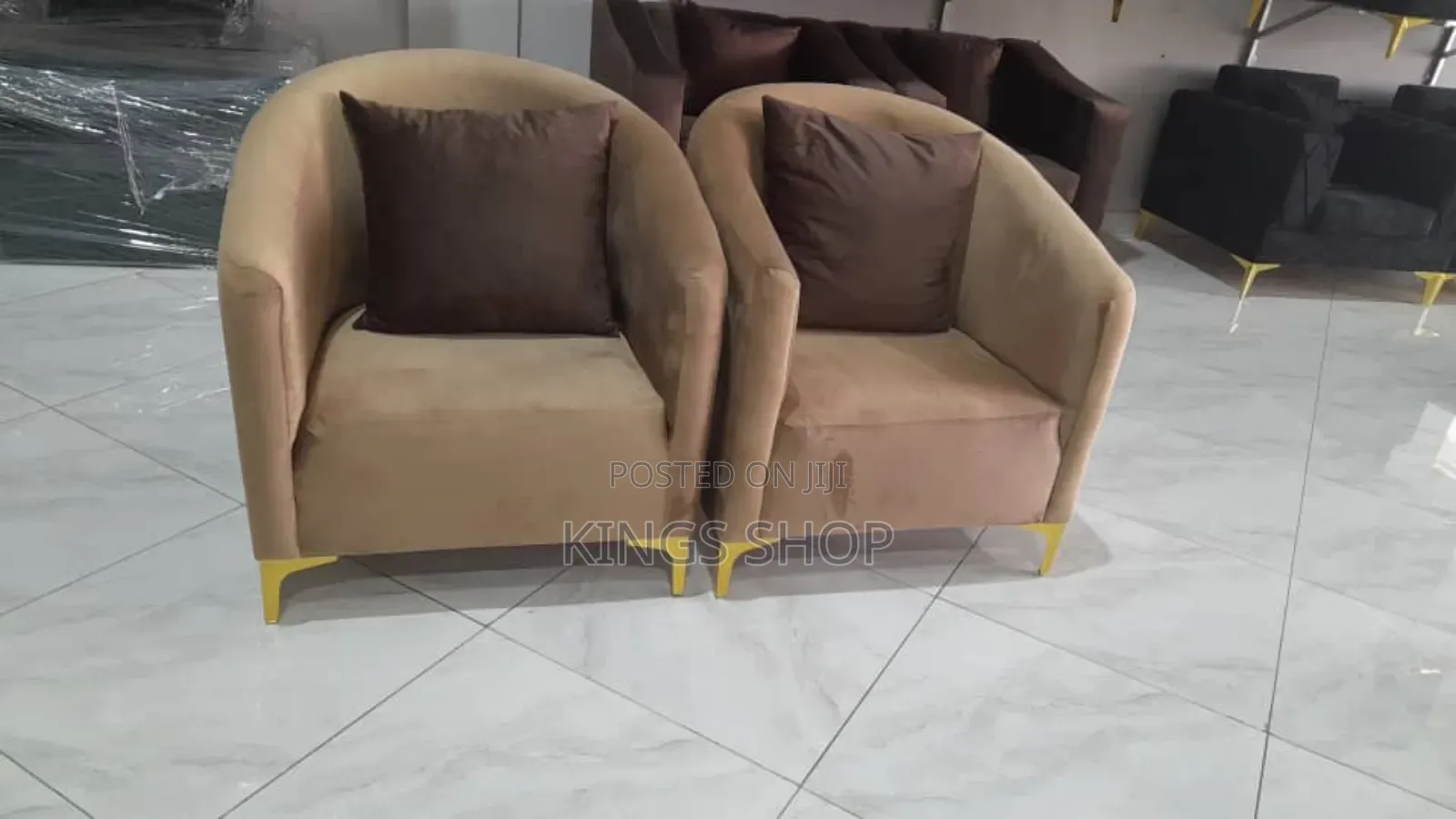 Executive Bucket Single Sofa