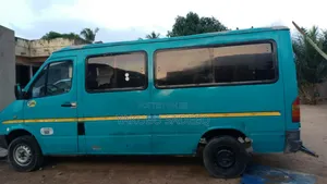 Mercedes-Benz Sprinter 2013 Blue