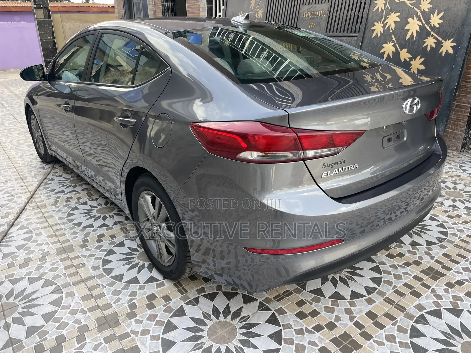 Hyundai Elantra 2018 Gray