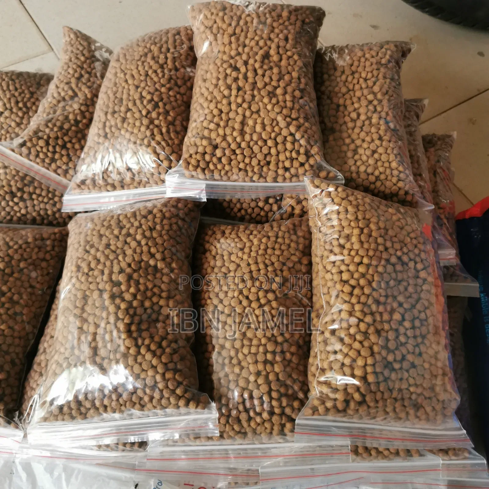 Rebagged G C Classic Puppy Food.