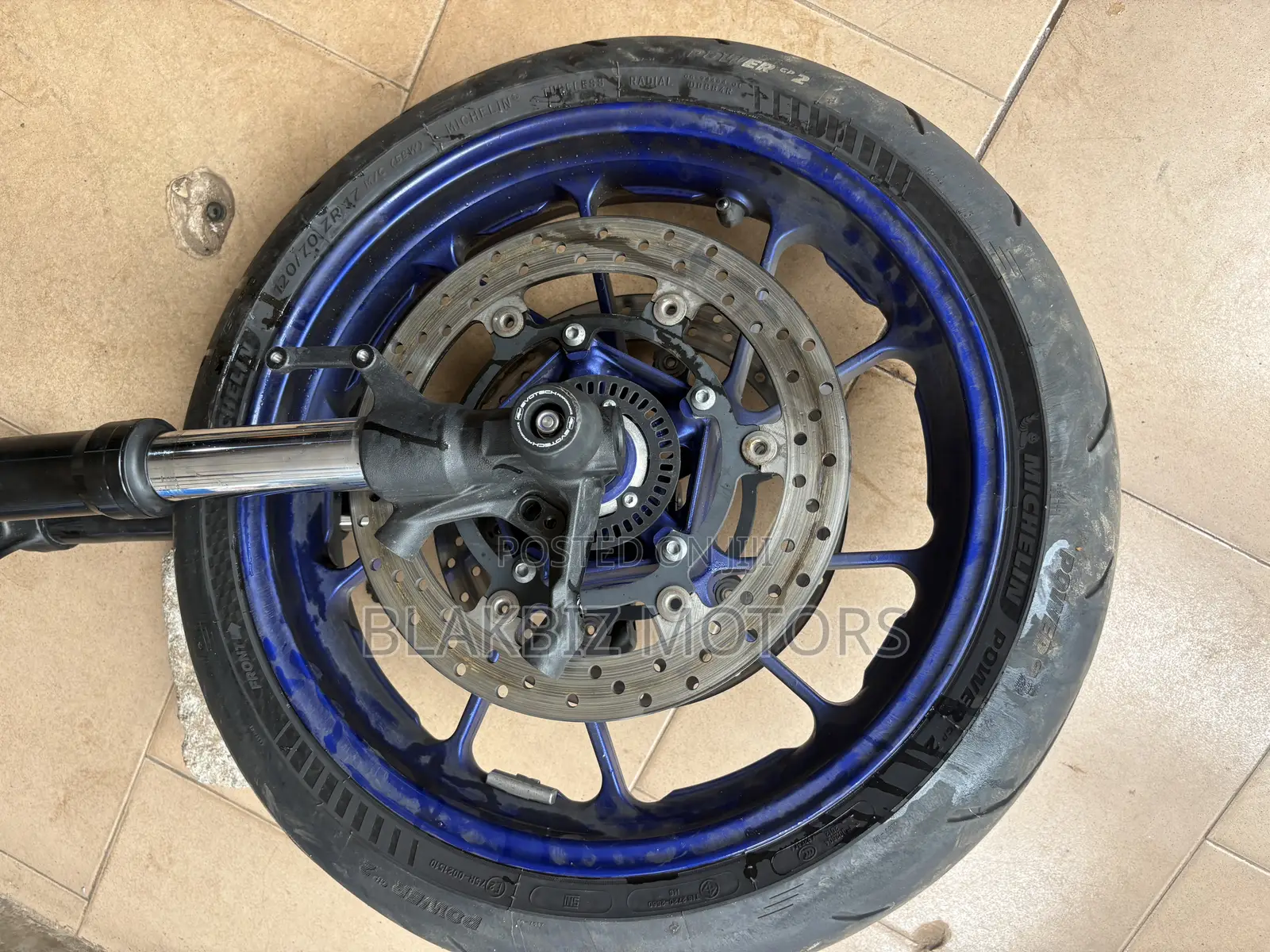 Yamaha R7 Front Shocks and Rim