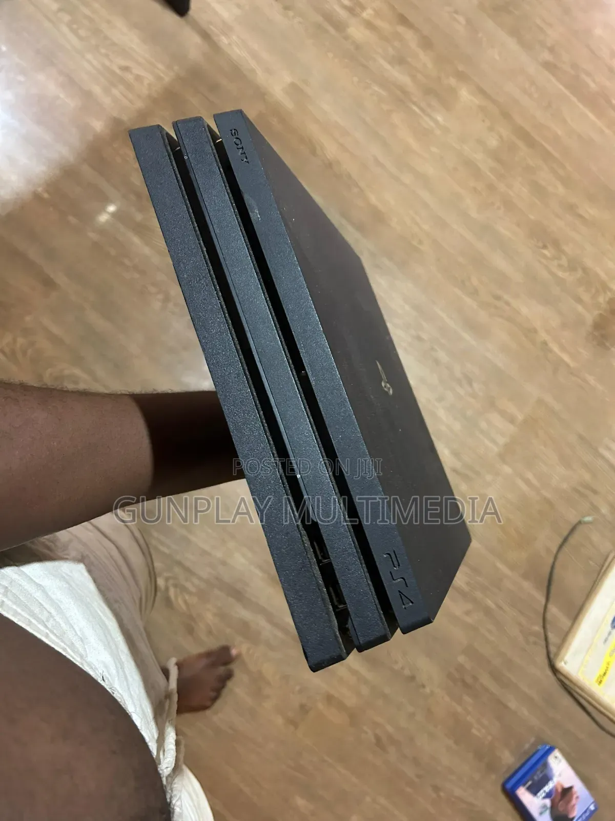 Play Station 4 Pro