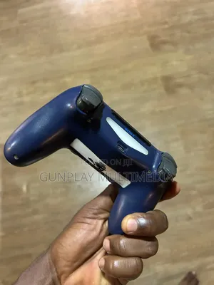 Play Station 4 Pro