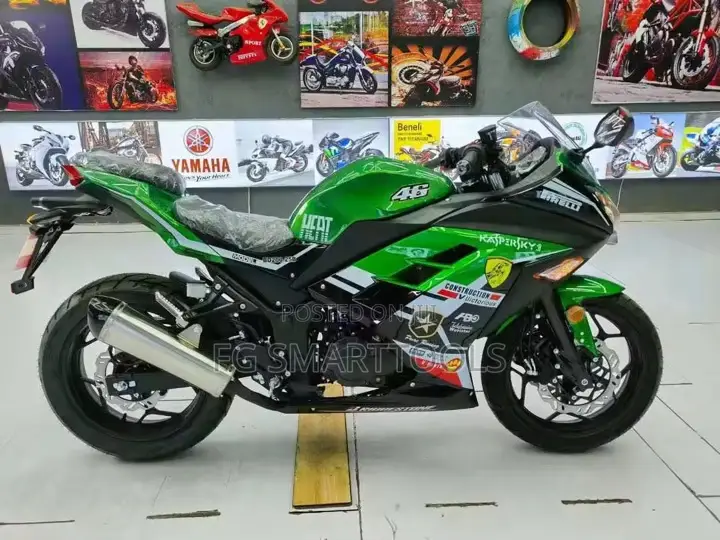 Motorcycle 2025 Green