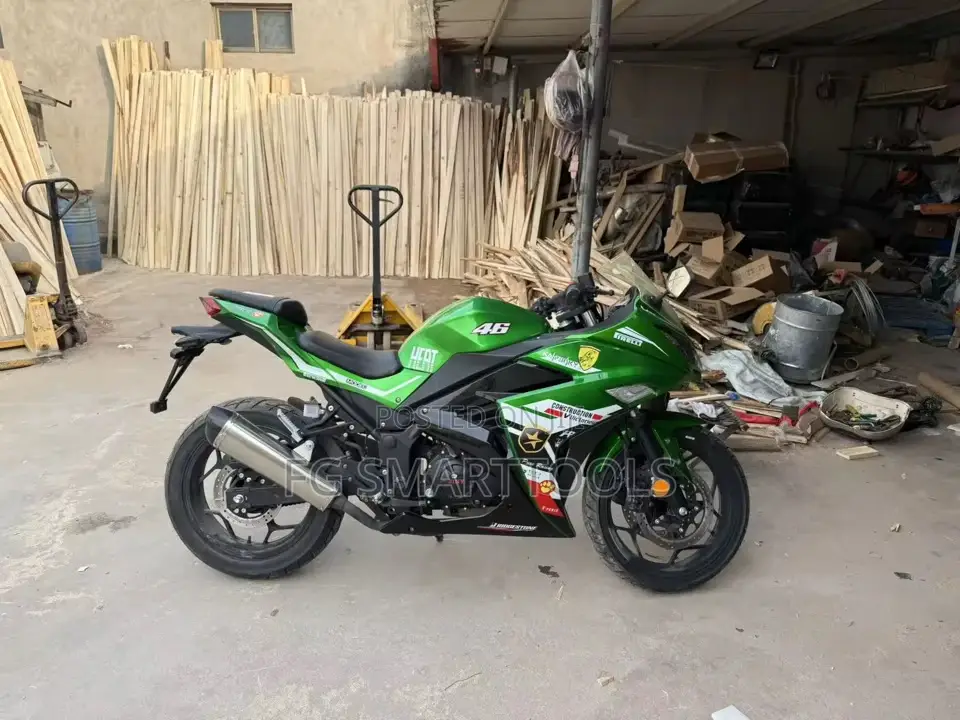 Motorcycle 2025 Green