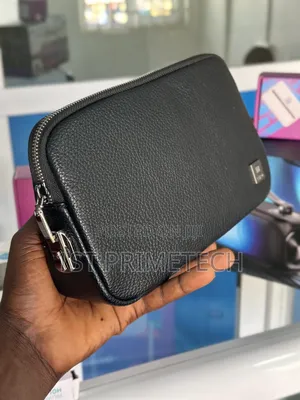 Wiwu Alpha Anti-Theft Clutch Bag