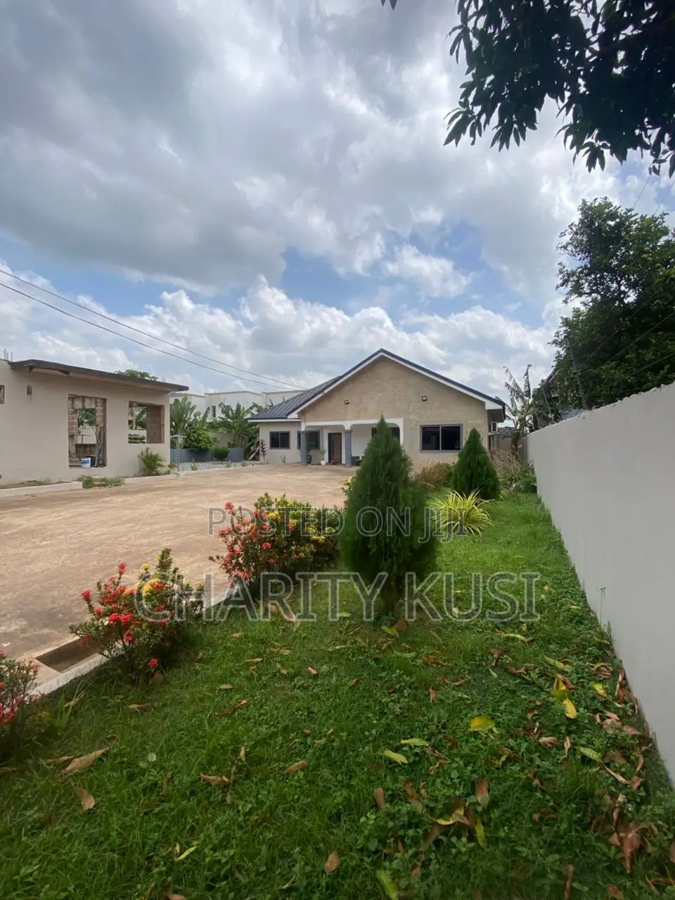 Furnished 3bdrm House in Oyarifa Mall Area for rent