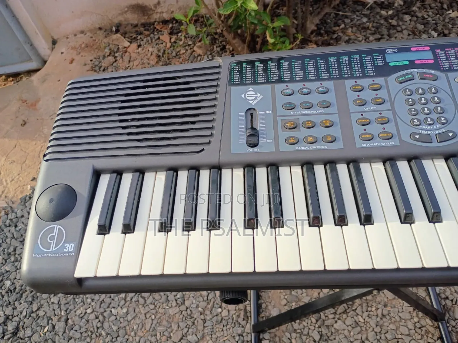 General Music Hyperkeyboard 30 Has Pitch Split Layer Etc