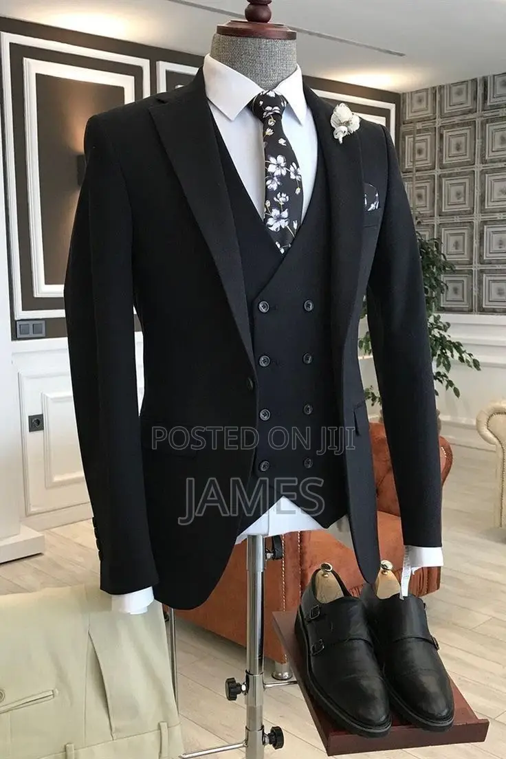 Handcrafted Tailored Suits and Kaftans