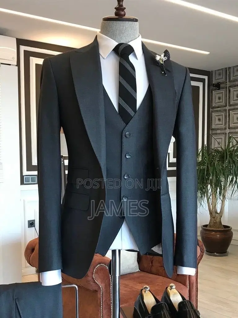 Handcrafted Tailored Suits and Kaftans