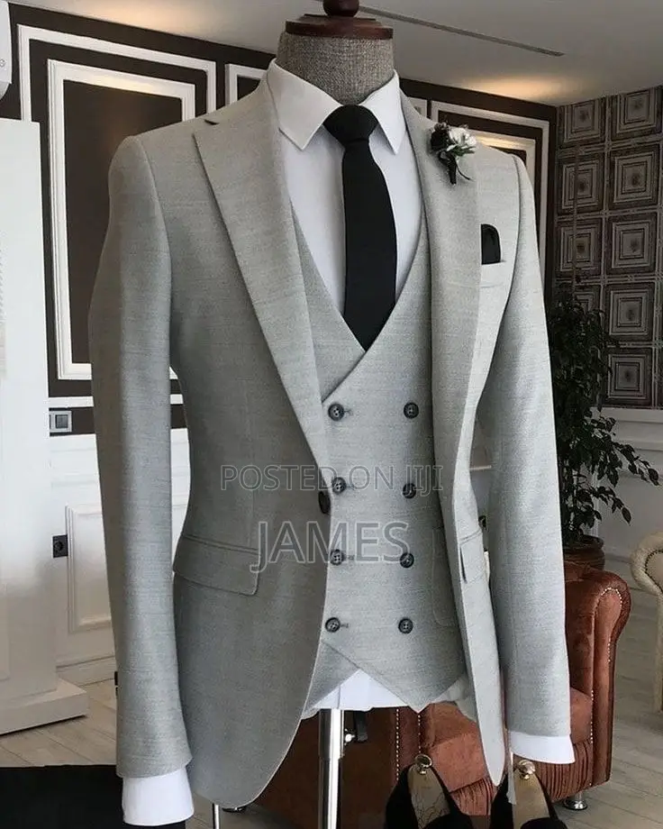 Handcrafted Tailored Suits and Kaftans