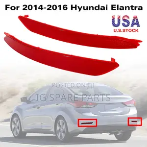 Hyundai Elantra 2014-2016 Rear Bumper Reflector