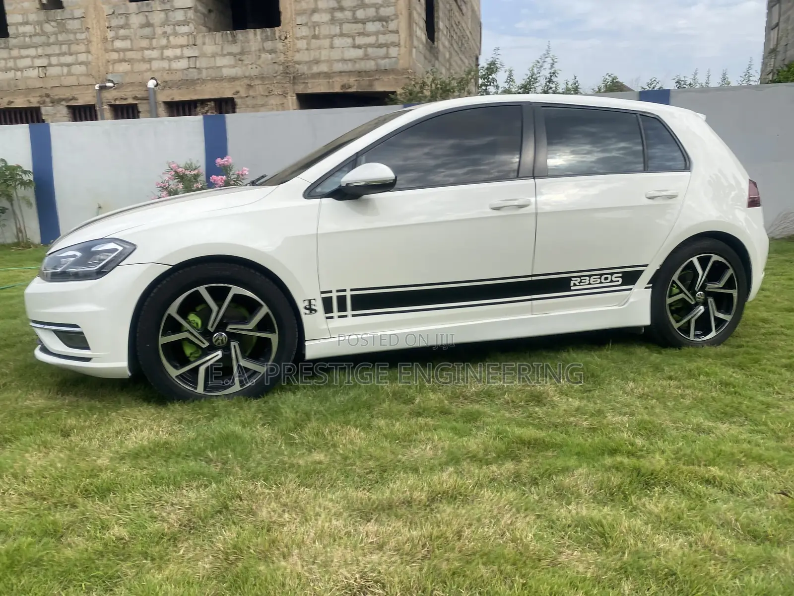 Volkswagen Golf 2018 White
