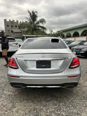 Mercedes-Benz E300 4Matic AWD Sedan (2.0L 4cyl 9A) 2017 Silver