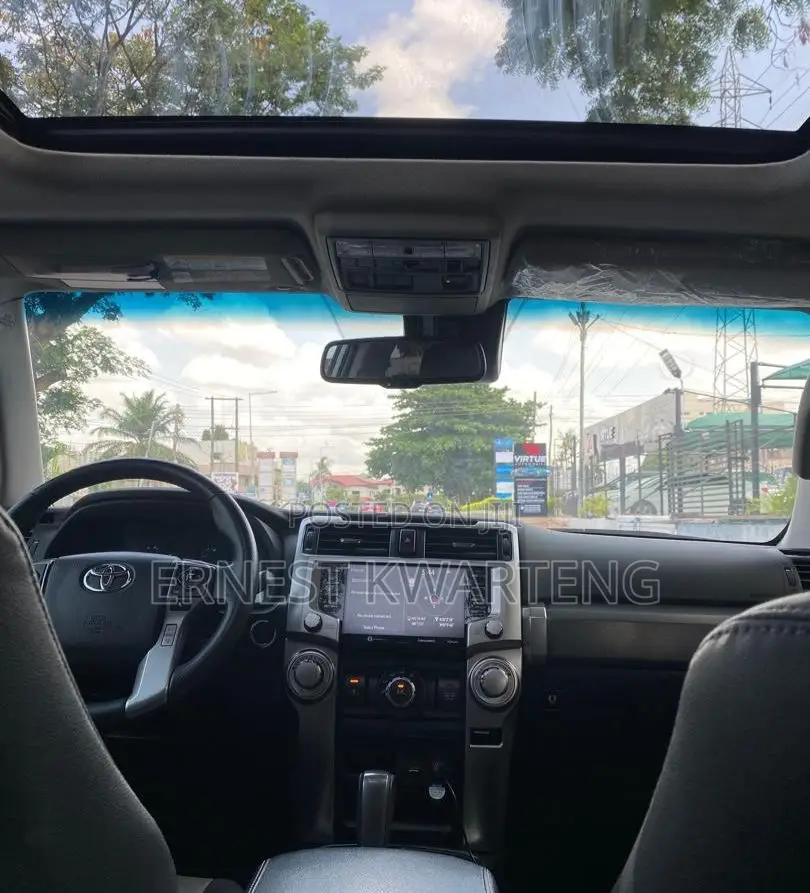 Toyota 4-Runner Limited 2021 Gray