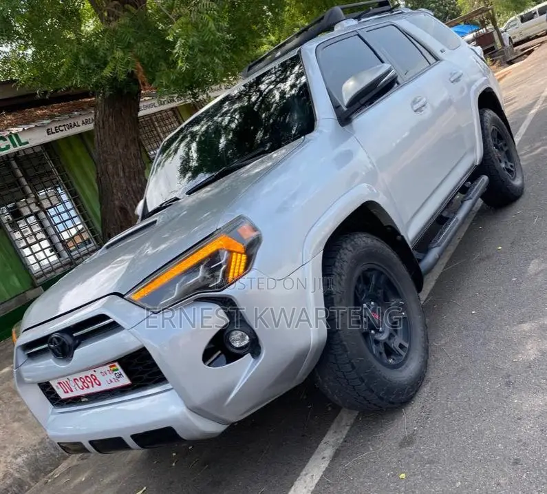 Toyota 4-Runner Limited 2021 Gray