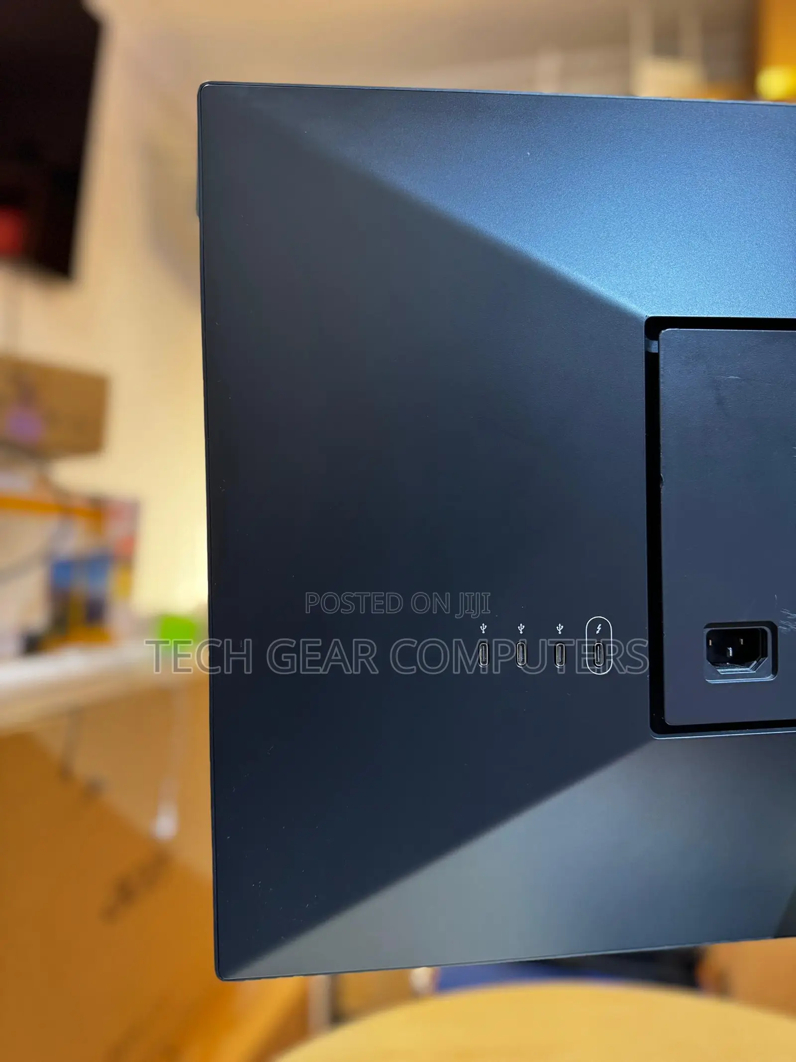 Lg 27md5ka-B 27" Class Ultrafine 5120x2880 16:9 Ips Led