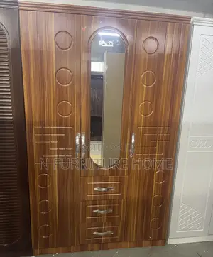 3 Doors Wardrobe (Payment on Delivery)