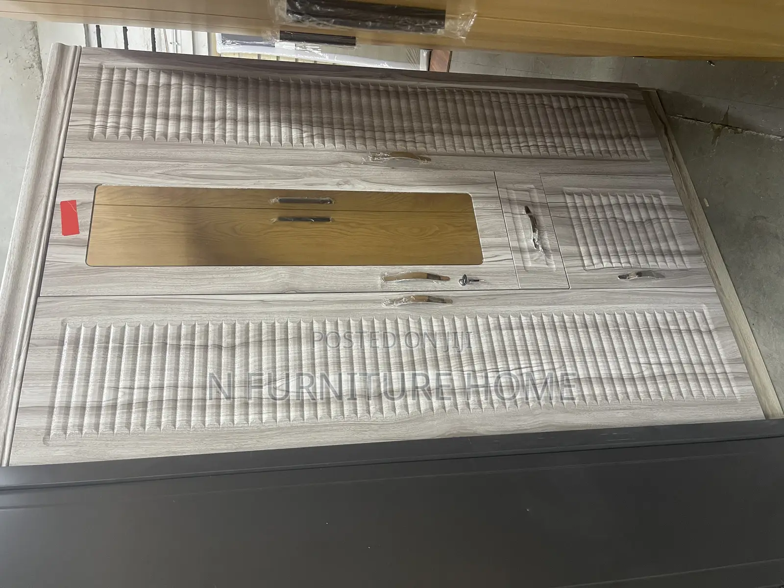 3 Doors Wardrobe (Payment on Delivery)