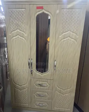 3 Doors Wardrobe (Payment on Delivery)