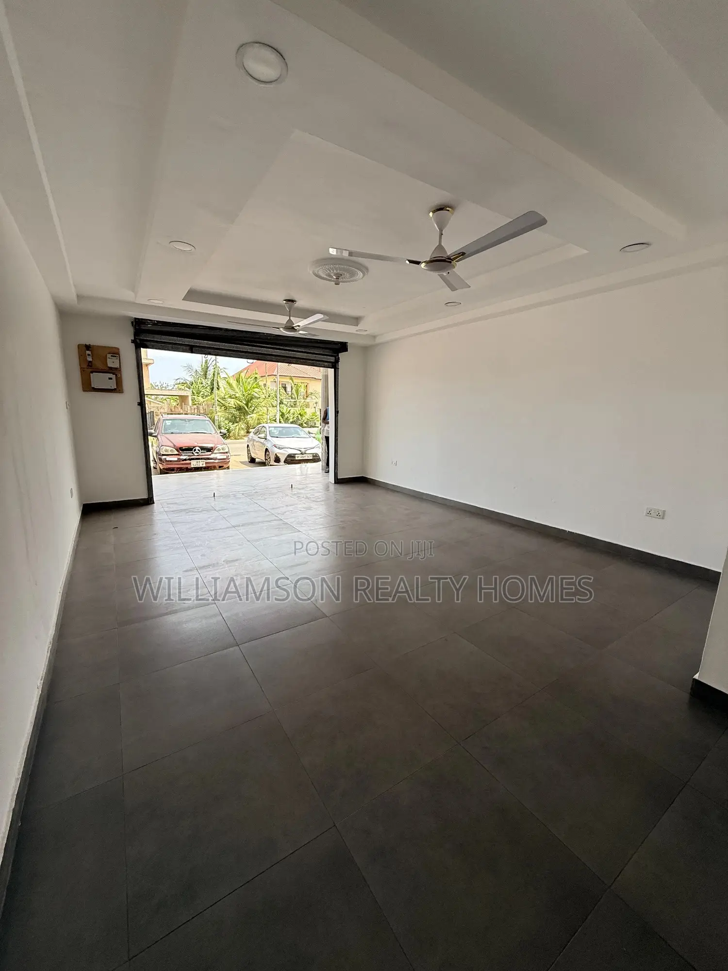 Downstairs Busy Road Side Shop/Store/Office Space/Warehouse at Spintex