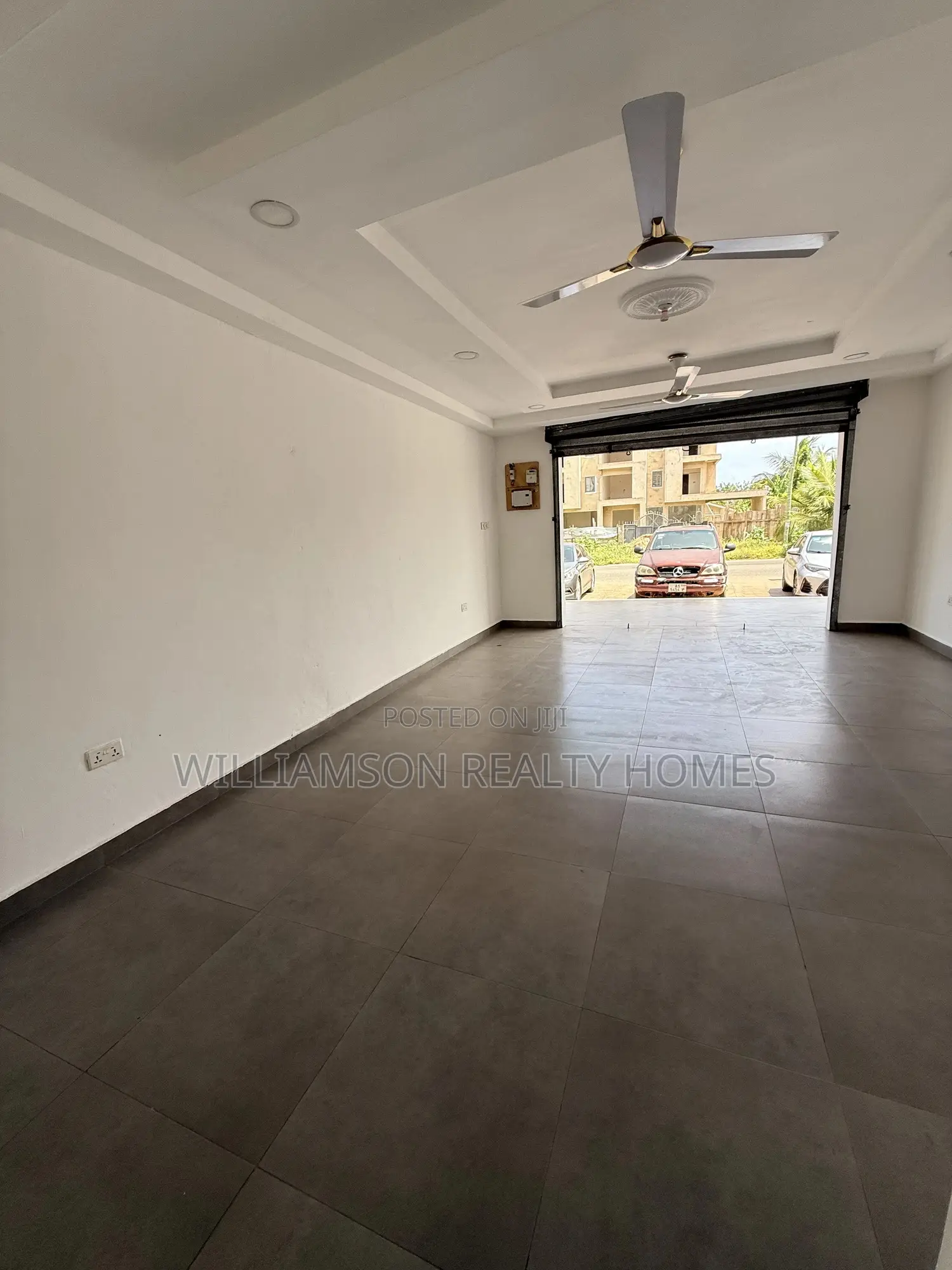 Downstairs Busy Road Side Shop/Store/Office Space/Warehouse at Spintex