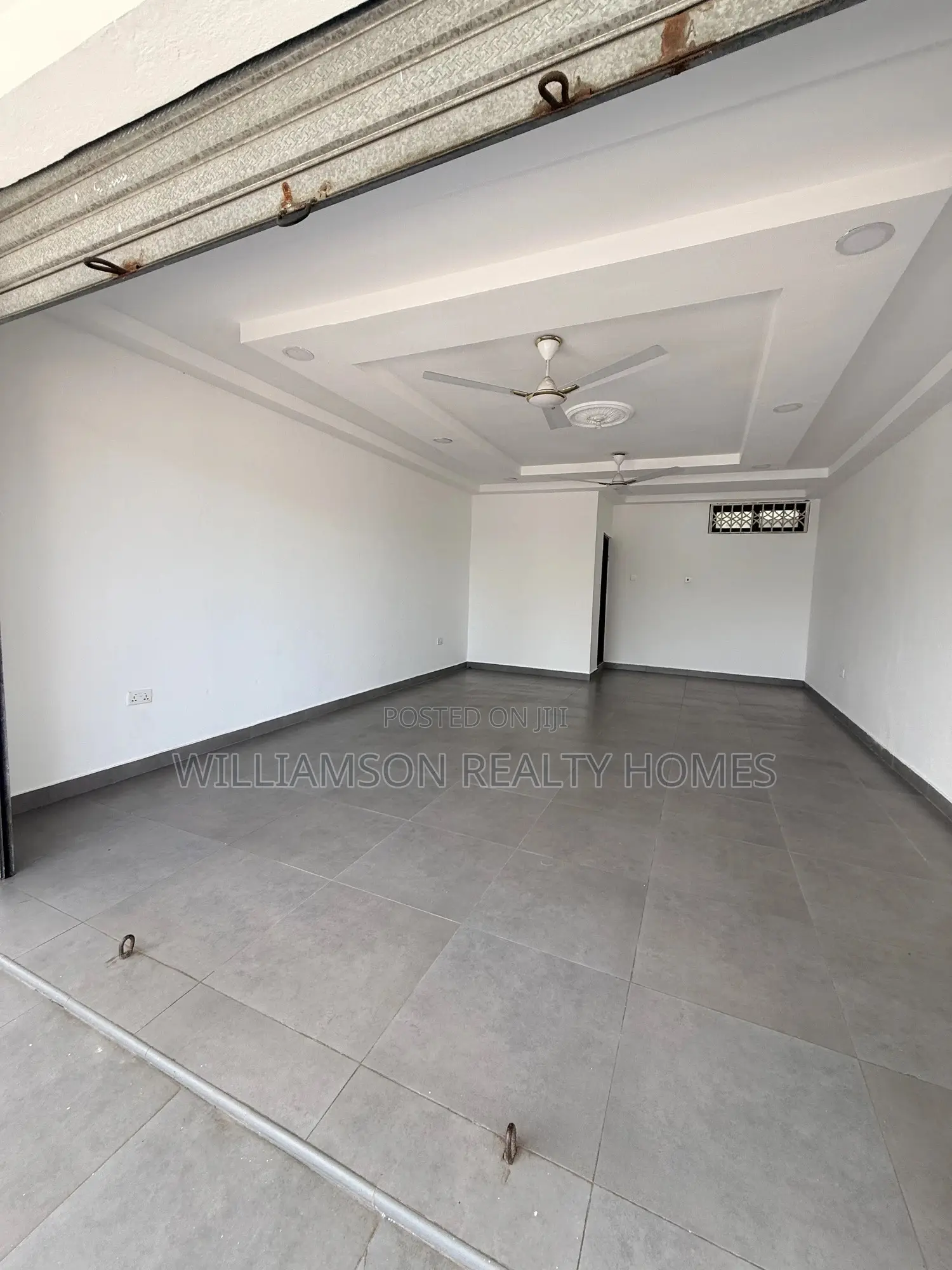 Downstairs Busy Road Side Shop/Store/Office Space/Warehouse at Spintex