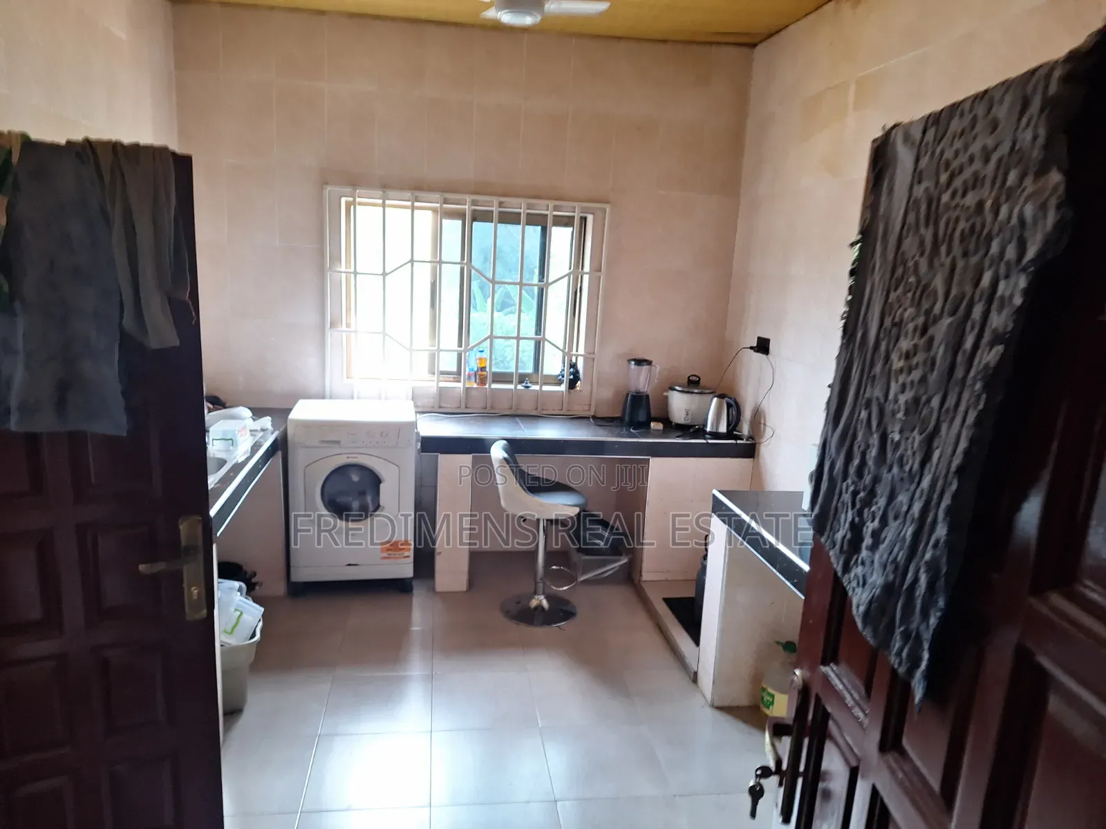 7bdrm House in Fredimens Real, Afigya-Kwabre for sale