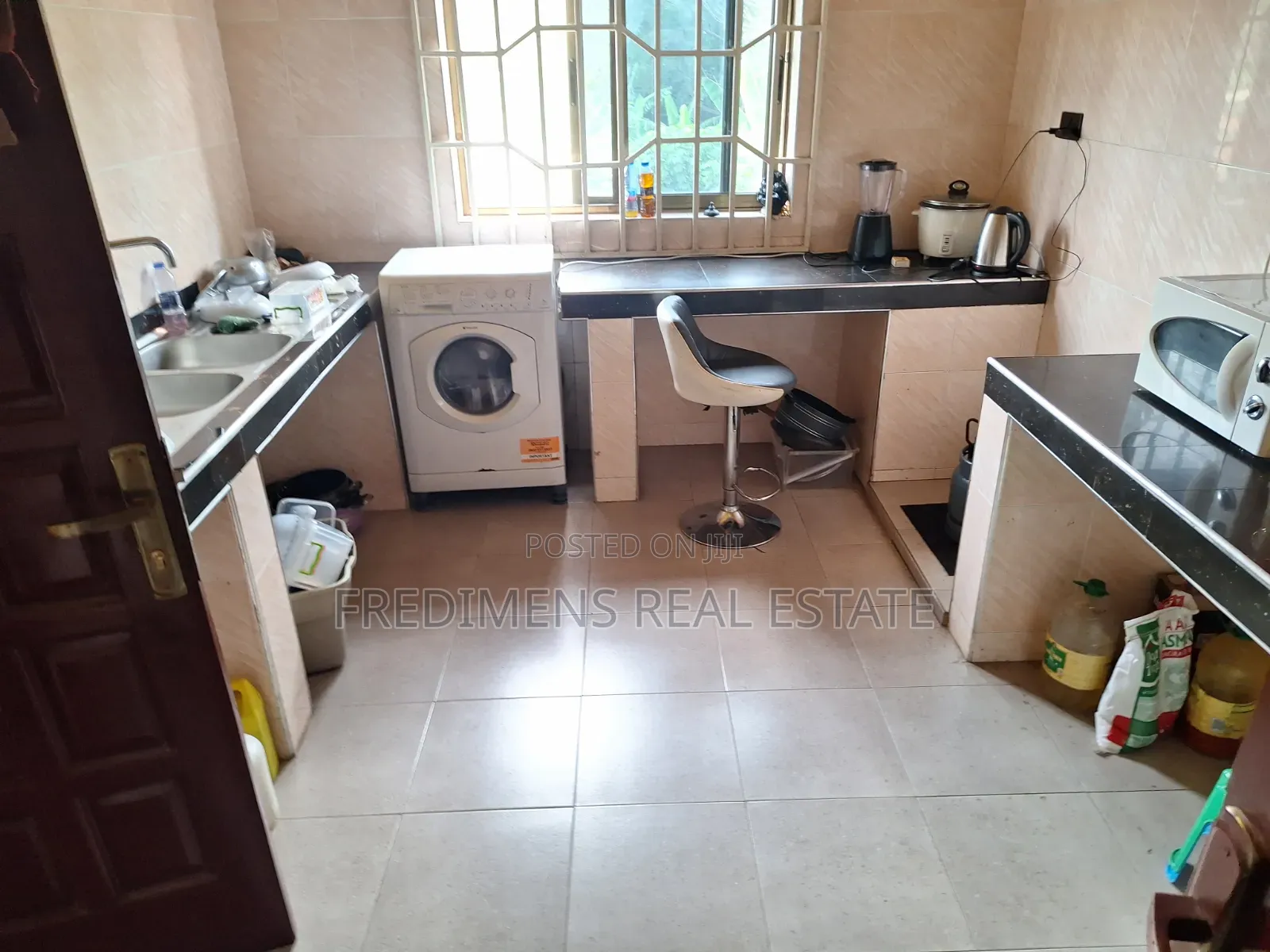 7bdrm House in Fredimens Real, Afigya-Kwabre for sale