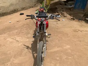 Royal RY125 2025 Red