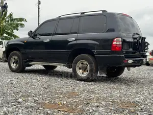 Toyota Land Cruiser 79 Series 1999 Black