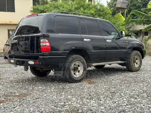 Toyota Land Cruiser 79 Series 1999 Black