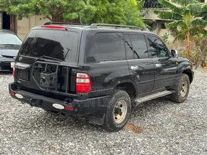 Toyota Land Cruiser 79 Series 1999 Black