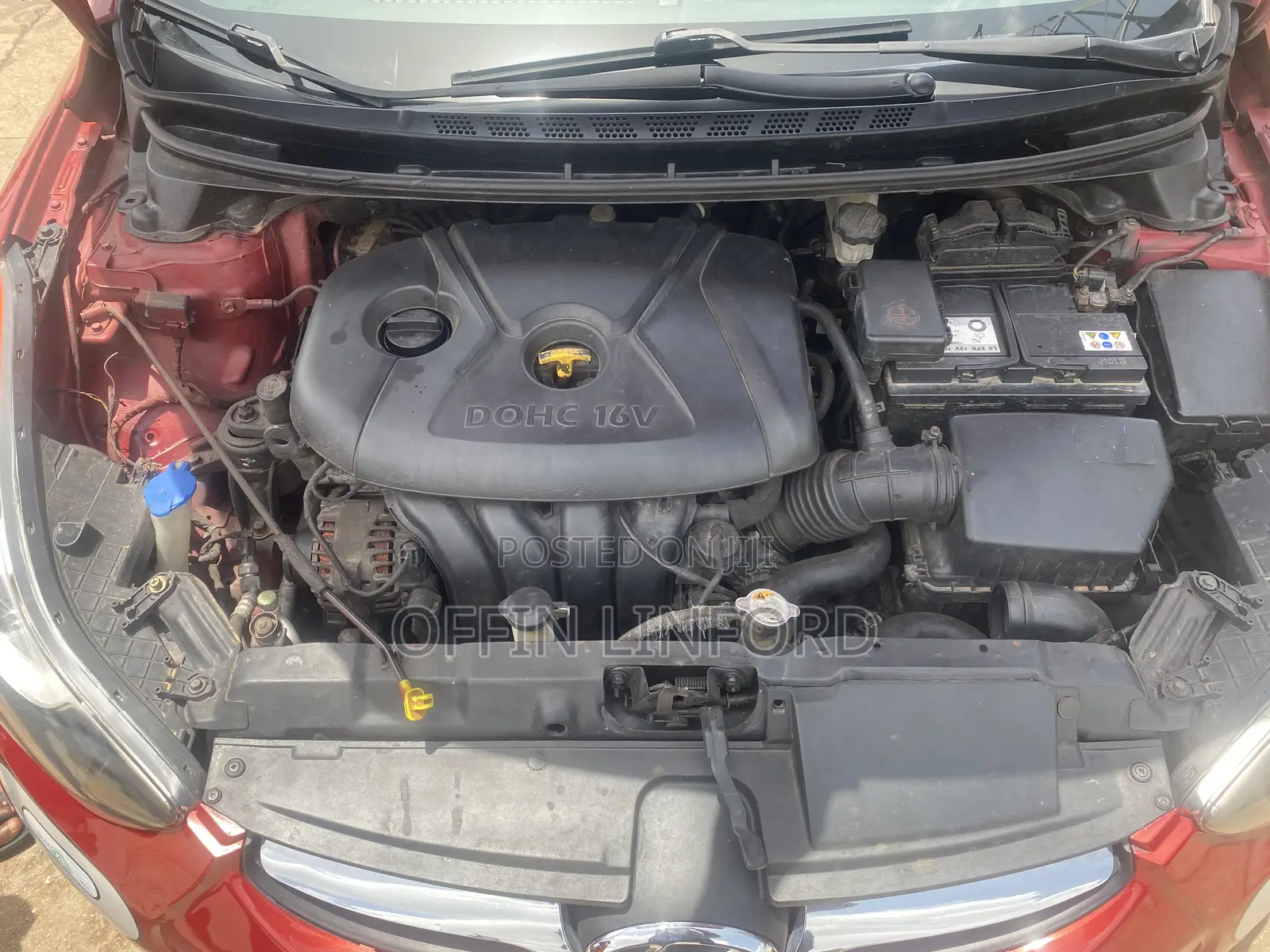 Hyundai Elantra Limited Sedan FWD (1.8L 4cyl 6A) 2013 Red