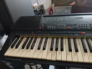 Yahama PSR 400