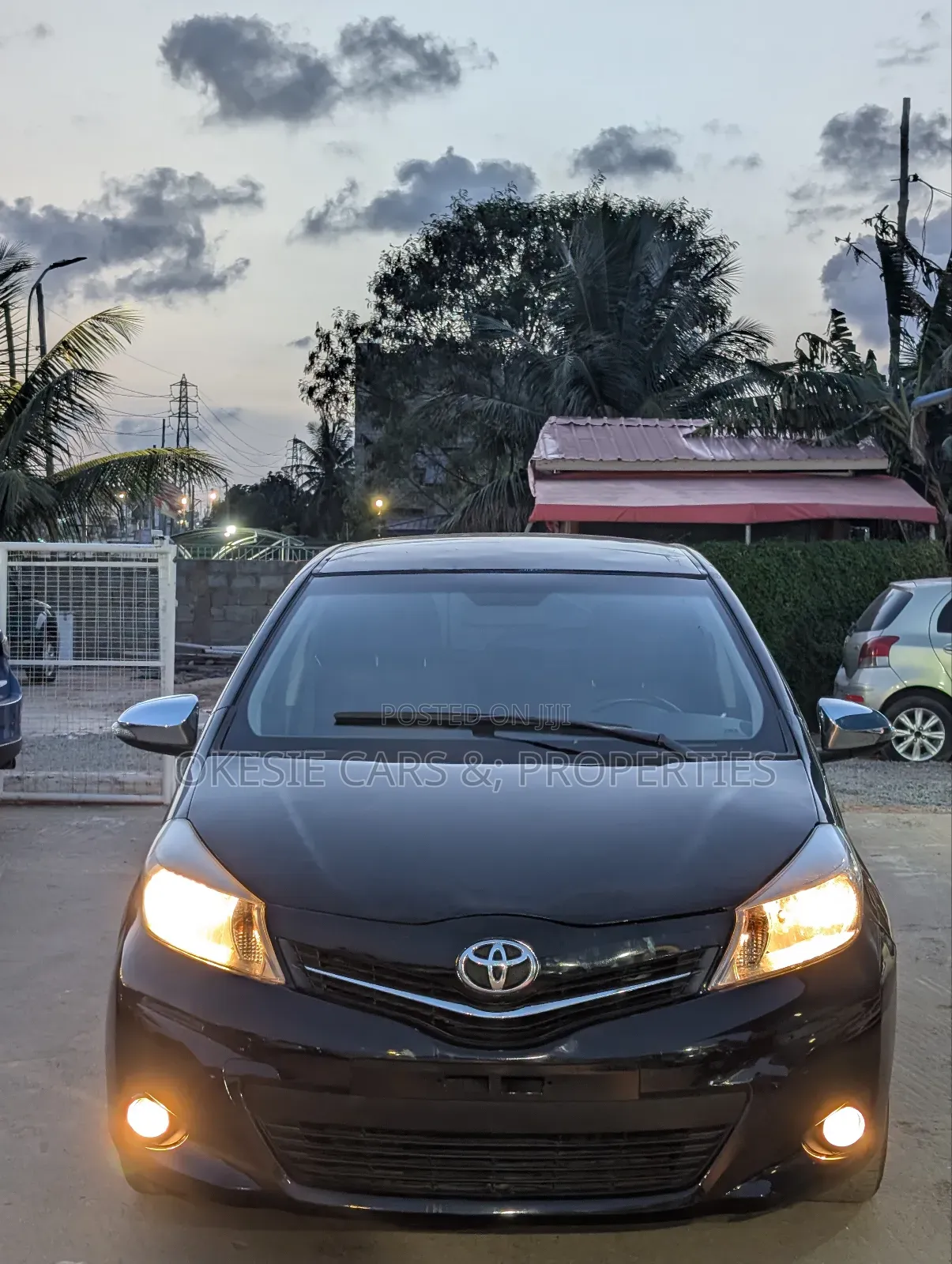 Toyota Yaris SE Hatchback 5dr 2013 Black