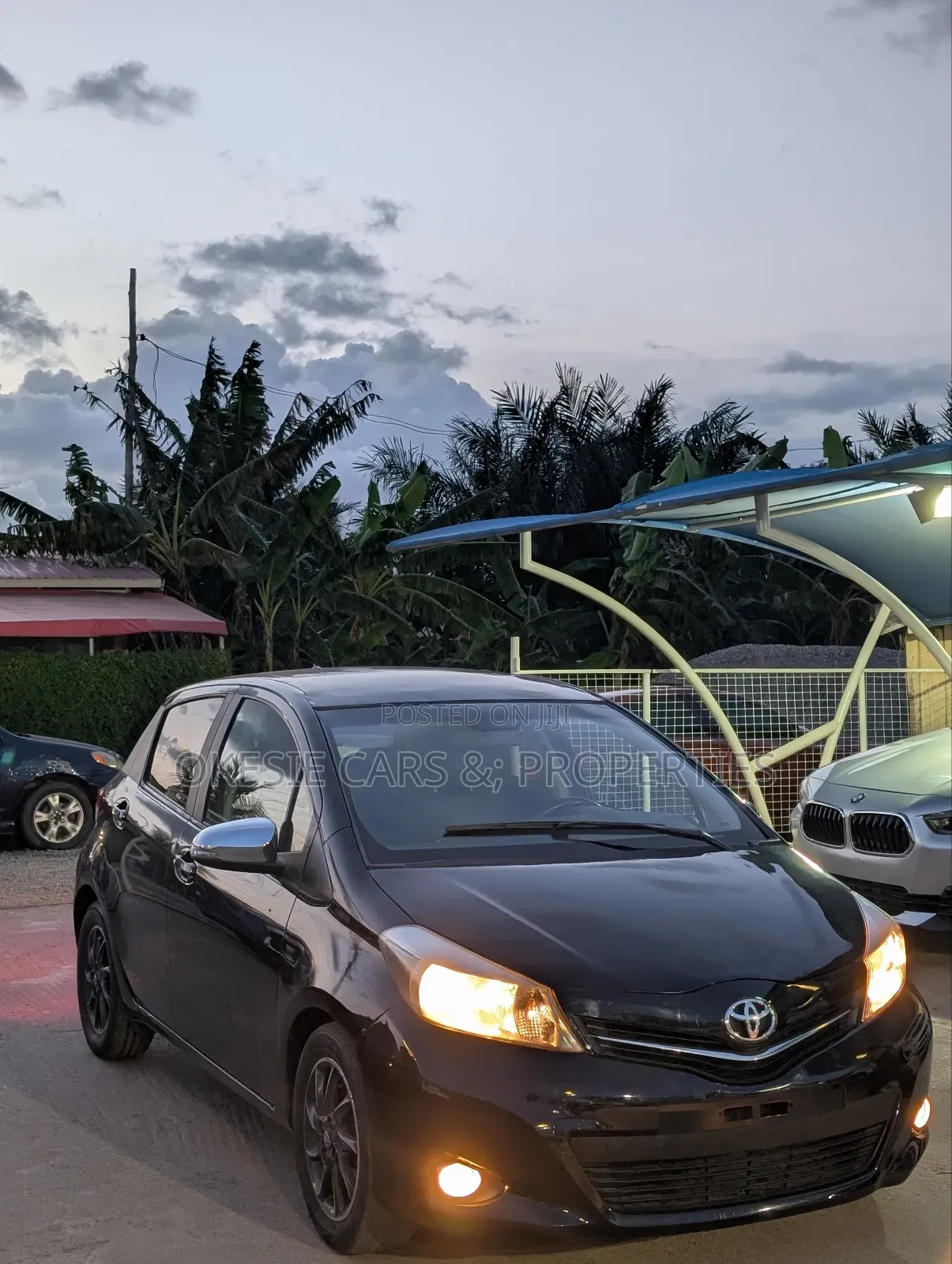 Toyota Yaris SE Hatchback 5dr 2013 Black