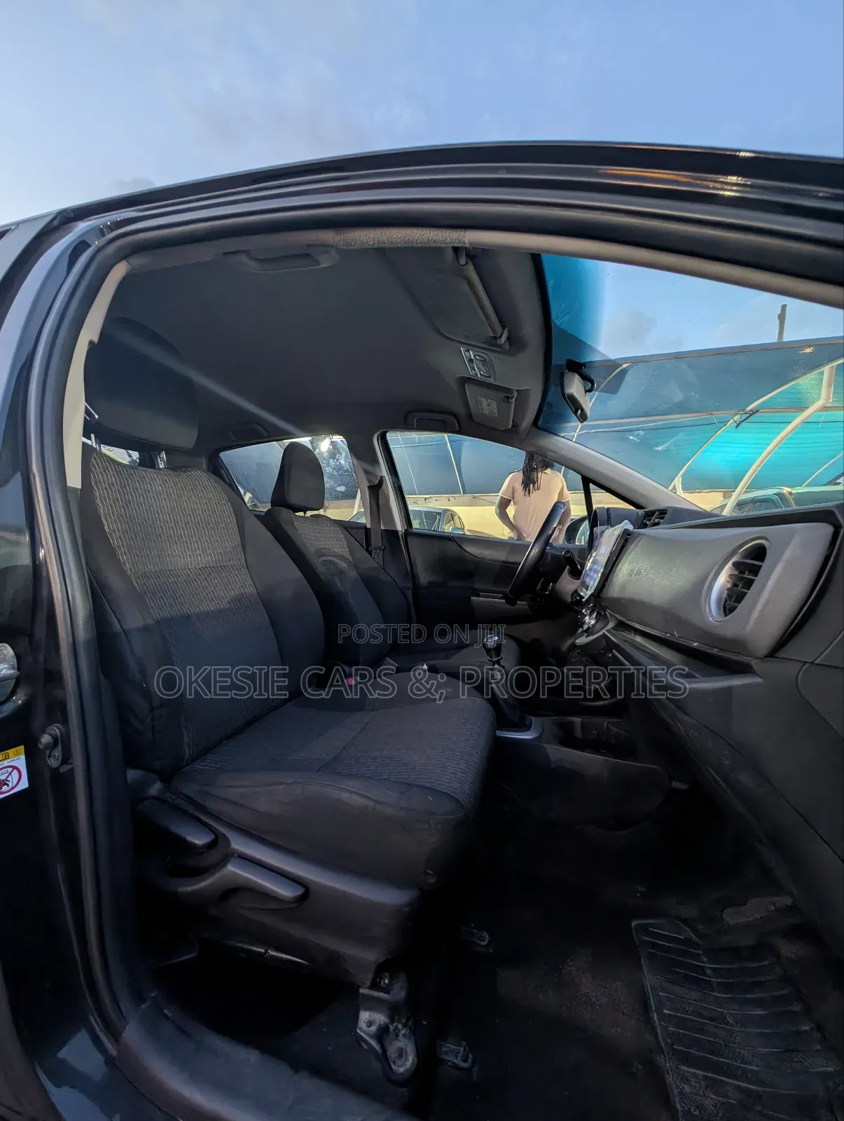 Toyota Yaris SE Hatchback 5dr 2013 Black